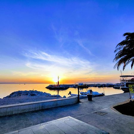 Sea & Sun Apartments Тучепи Экстерьер фото